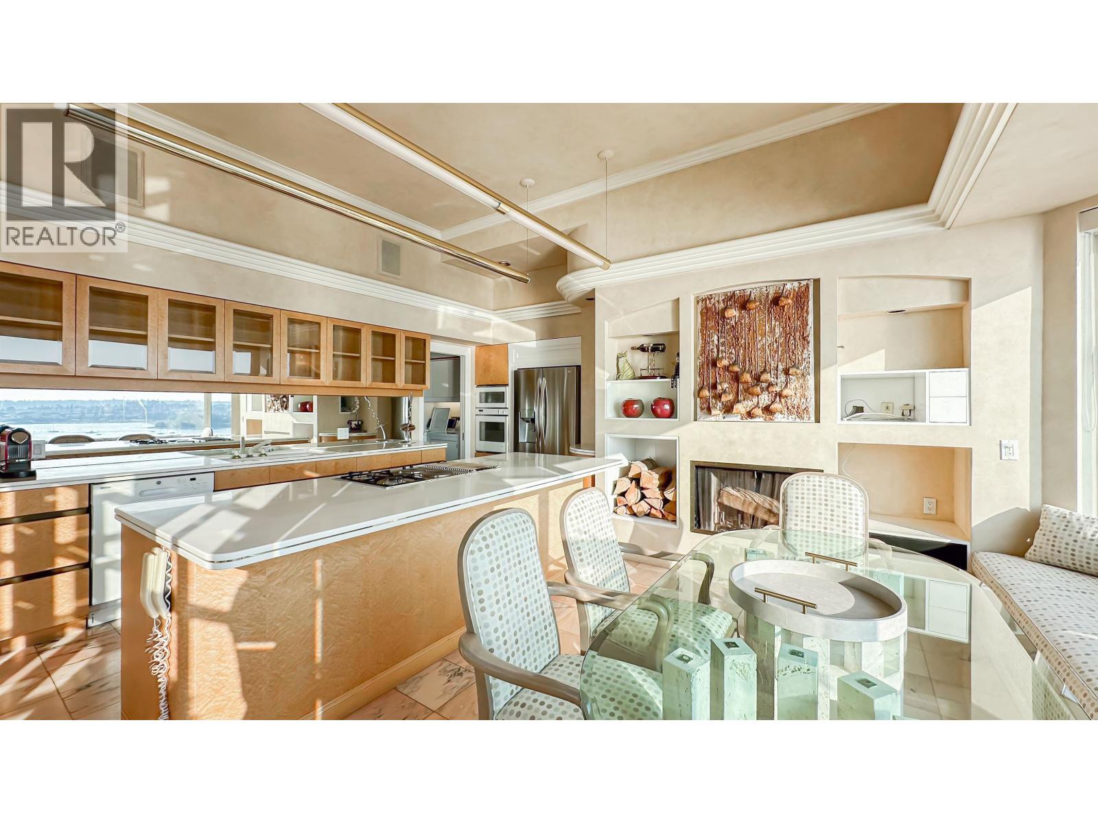 17 1861 Beach Avenue, Vancouver, British Columbia  V7Y 1B8 - Photo 20 - R3055949