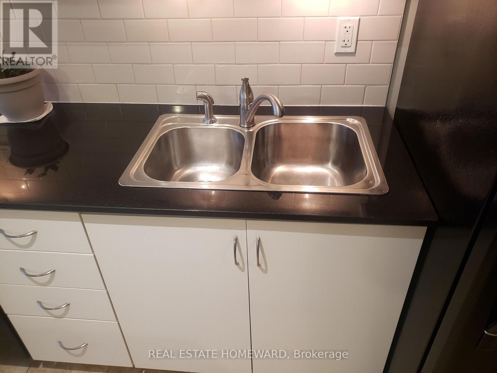 309 - 601 Kingston Road, Toronto, Ontario M4E 3Y2 - Photo 16 - E12520130