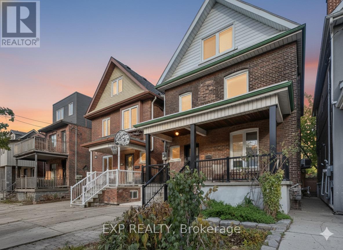 29 CLOVERDALE ROAD, Toronto, Ontario