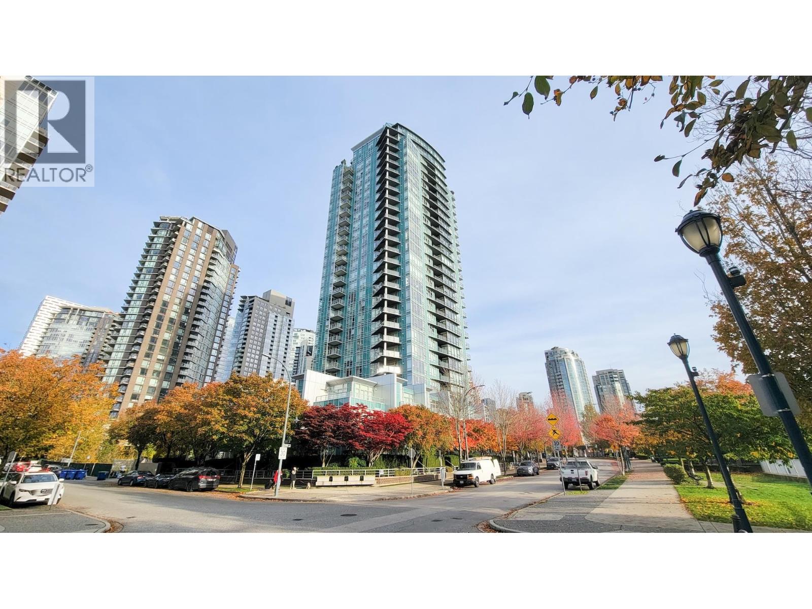 502 1483 Homer Street, Vancouver, British Columbia  V6Z 3C8 - Photo 2 - R3065919