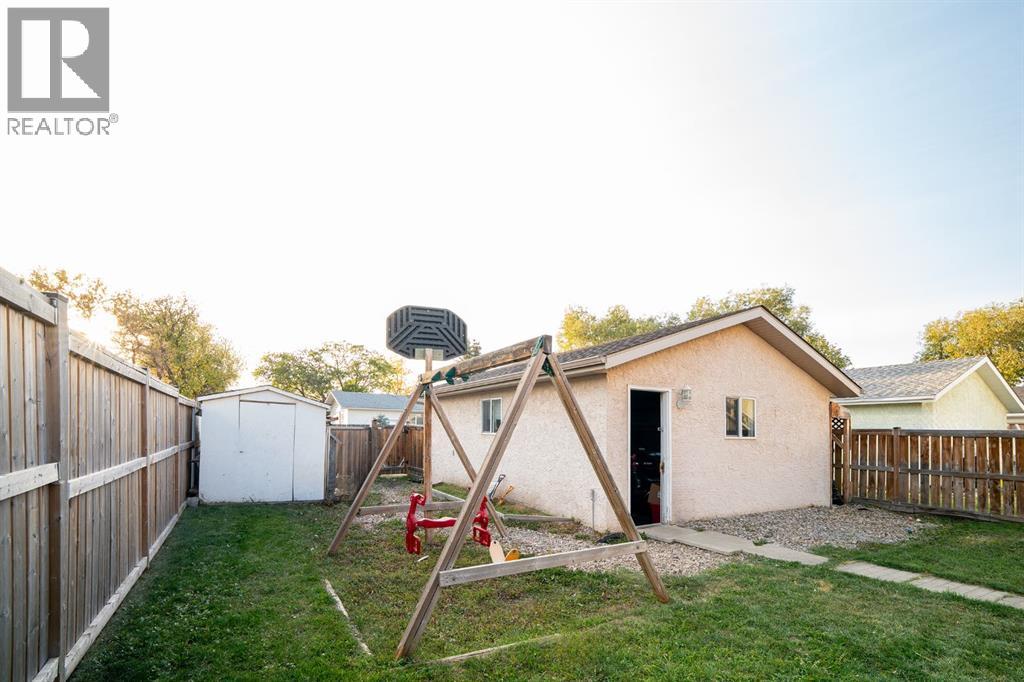 14 Edgington Avenue, Red Deer, Alberta  T4R 2K9 - Photo 25 - A2259870