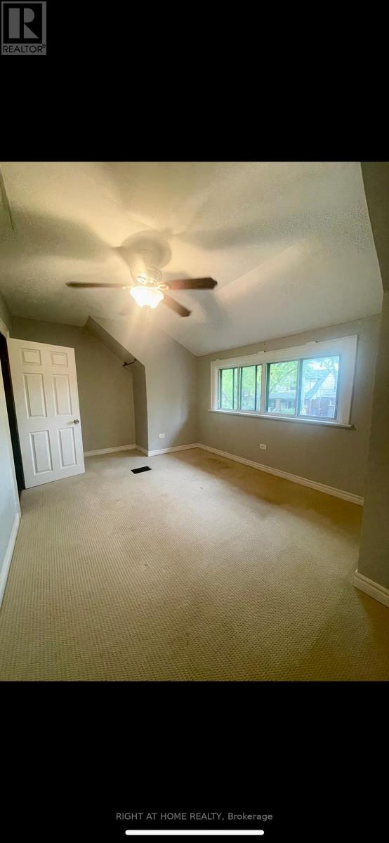 34 Woodington Avenue, Toronto, Ontario M4C 3J3 - Photo 10 - E12524916