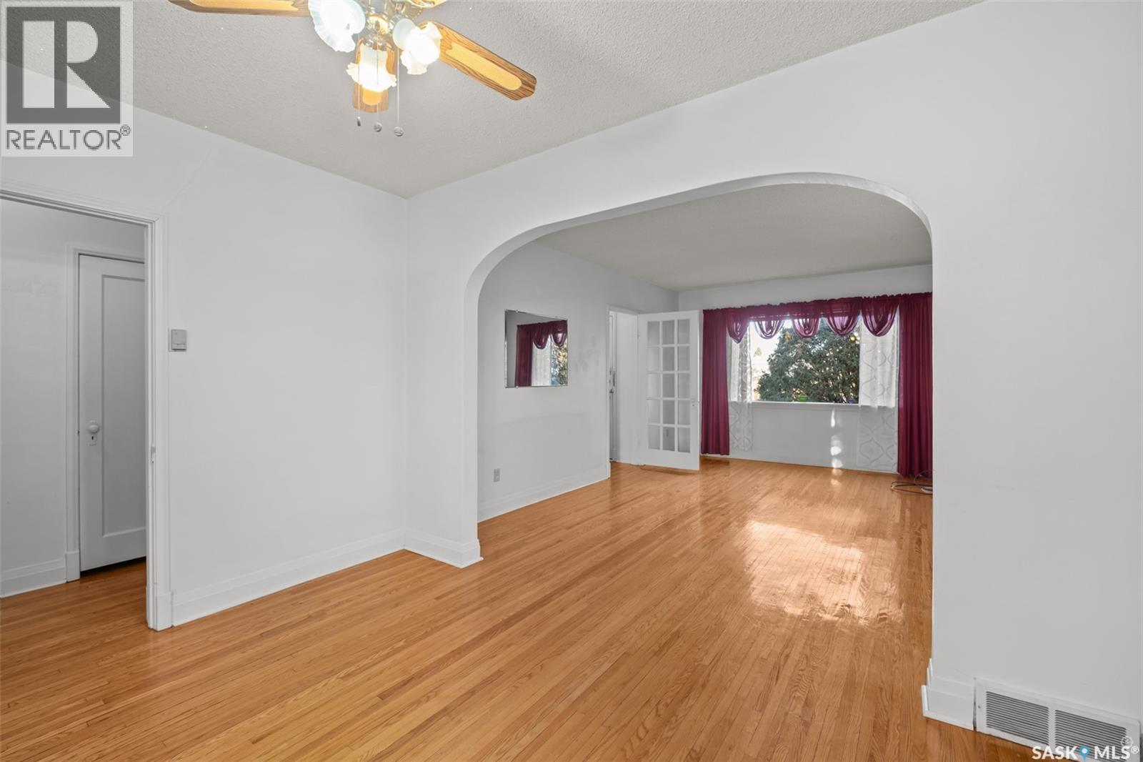 451 9th Street E, Prince Albert, Saskatchewan  S6V 0Y1 - Photo 11 - SK023673