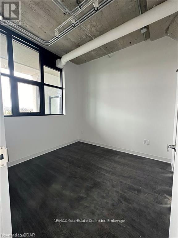 415 - 120 Huron Street, Guelph, Ontario N1E 0T8 - Photo 8 - X12524922