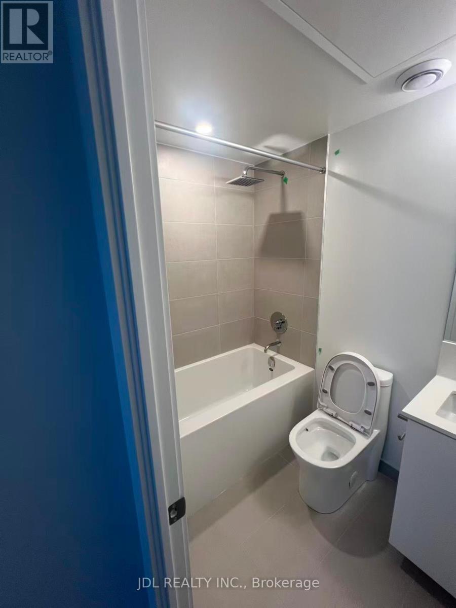 4516 - 8 Wellesley Street W, Toronto, Ontario M4Y 0J5 - Photo 13 - C12524936