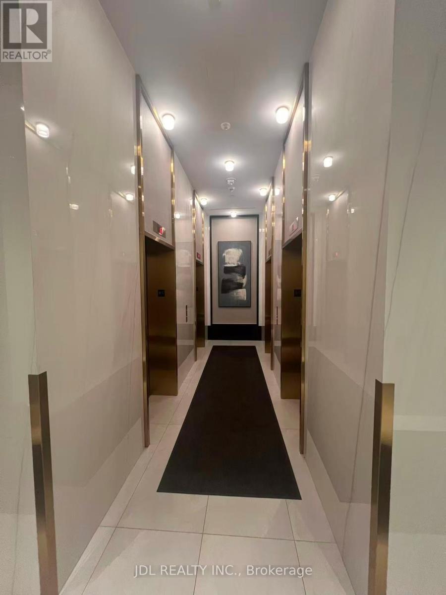 4516 - 8 Wellesley Street W, Toronto, Ontario M4Y 0J5 - Photo 4 - C12524936