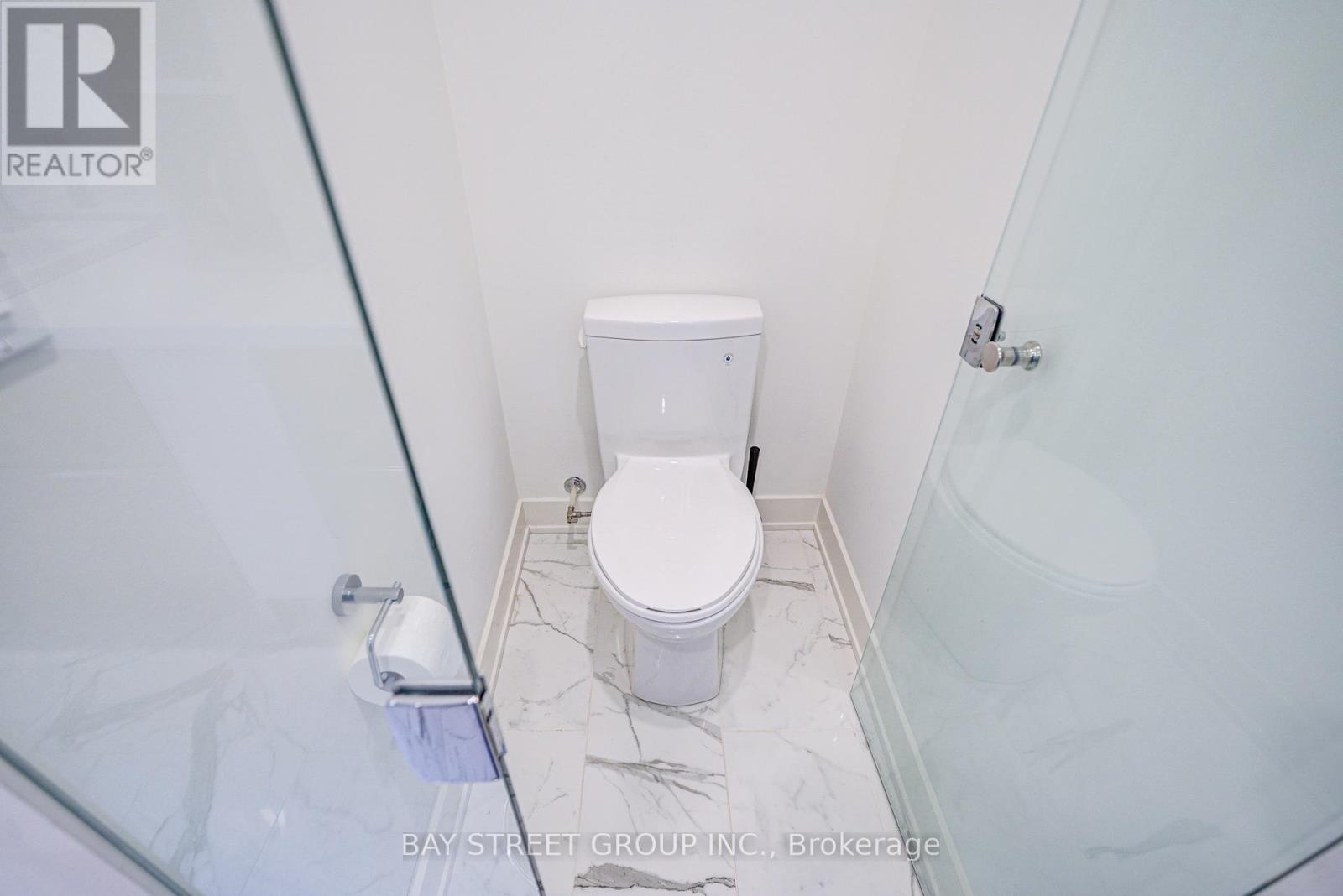 27 Sonic Way S, Toronto, Ontario M3C 0P3 - Photo 21 - C12524952