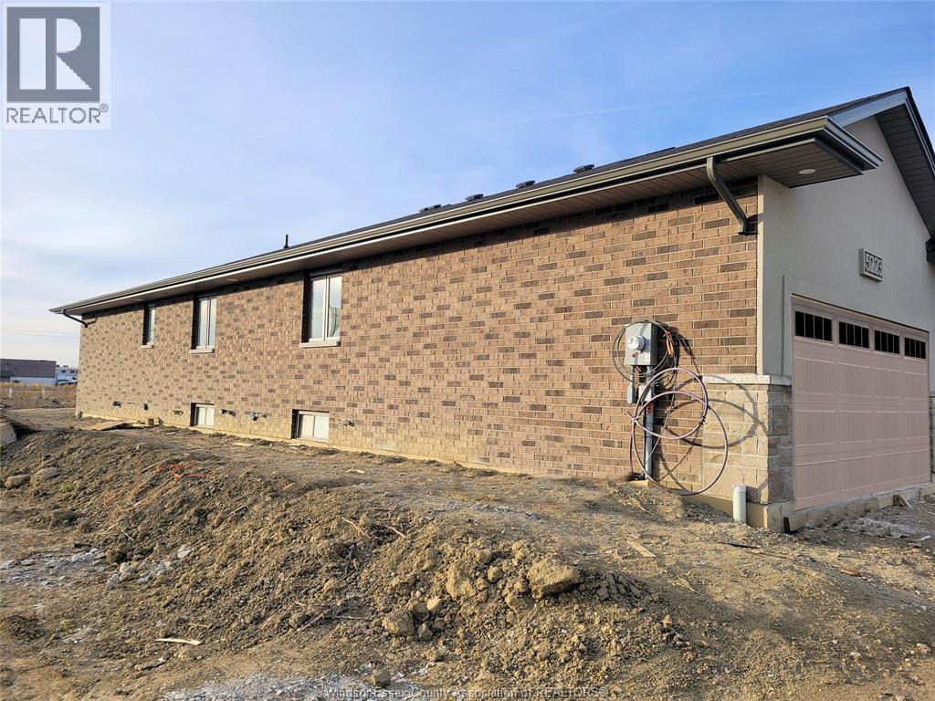 5223 Talia Trail, Tecumseh, Ontario  N0R 1K0 - Photo 5 - 25028191