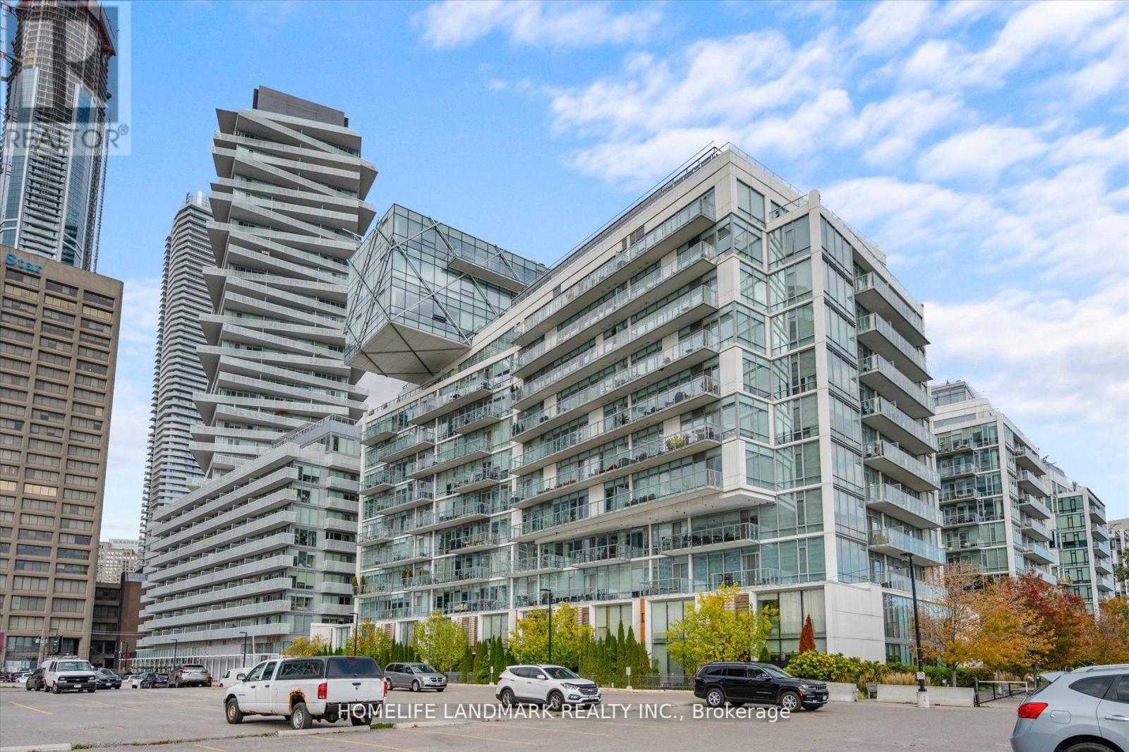 TH102 - 29 QUEENS QUAY E, Toronto, Ontario