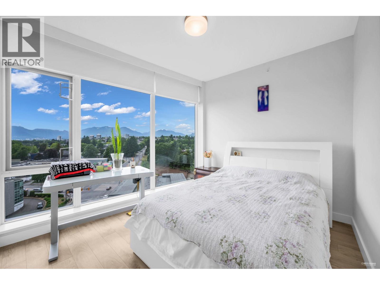 1207 1788 Gilmore Avenue, Burnaby, British Columbia  V5C 0L5 - Photo 13 - R3064235