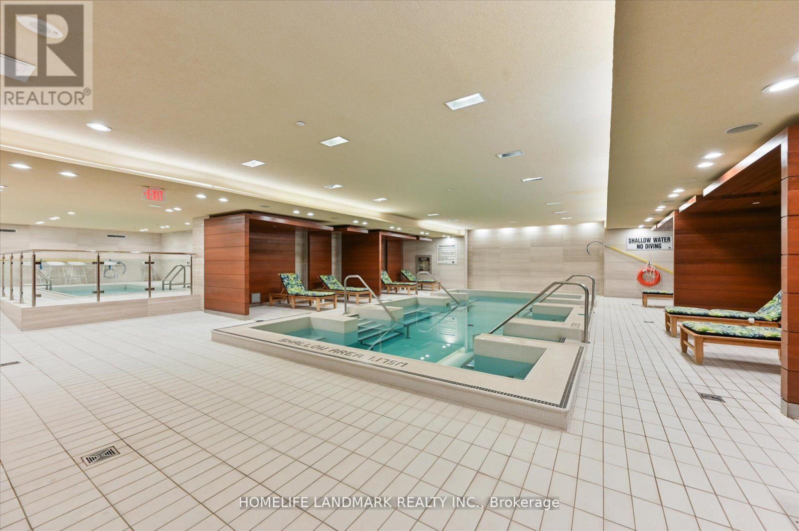 Th102 - 29 Queens Quay E, Toronto, Ontario M5E 0A4 - Photo 44 - C12524892