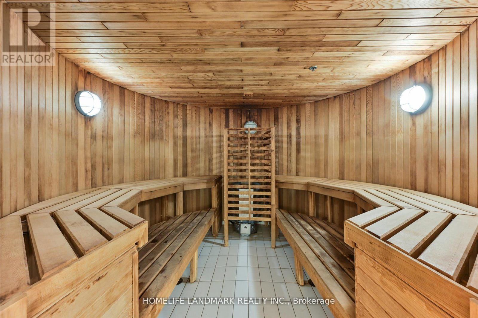 Th102 - 29 Queens Quay E, Toronto, Ontario M5E 0A4 - Photo 45 - C12524892