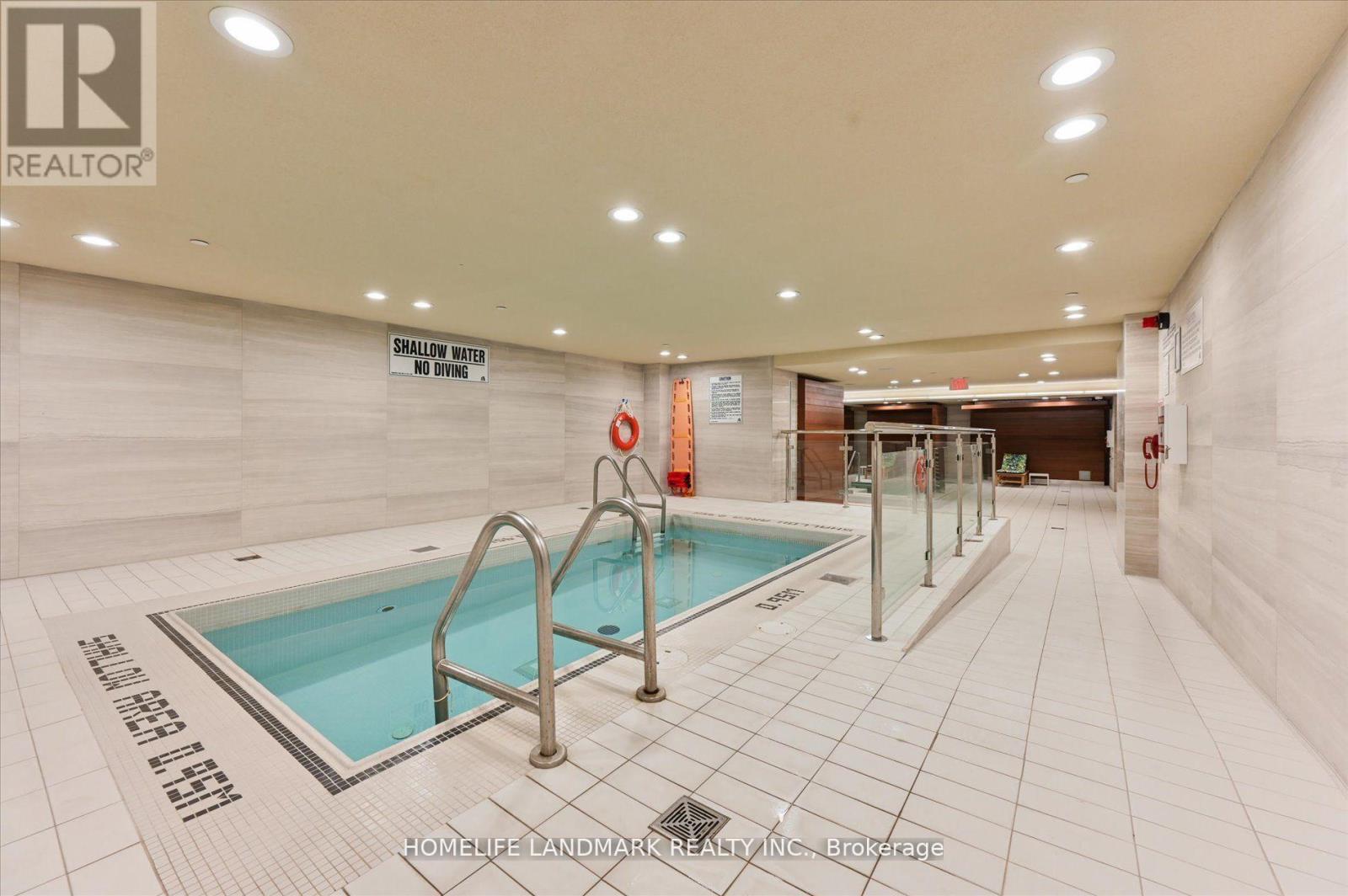 Th102 - 29 Queens Quay E, Toronto, Ontario M5E 0A4 - Photo 46 - C12524892