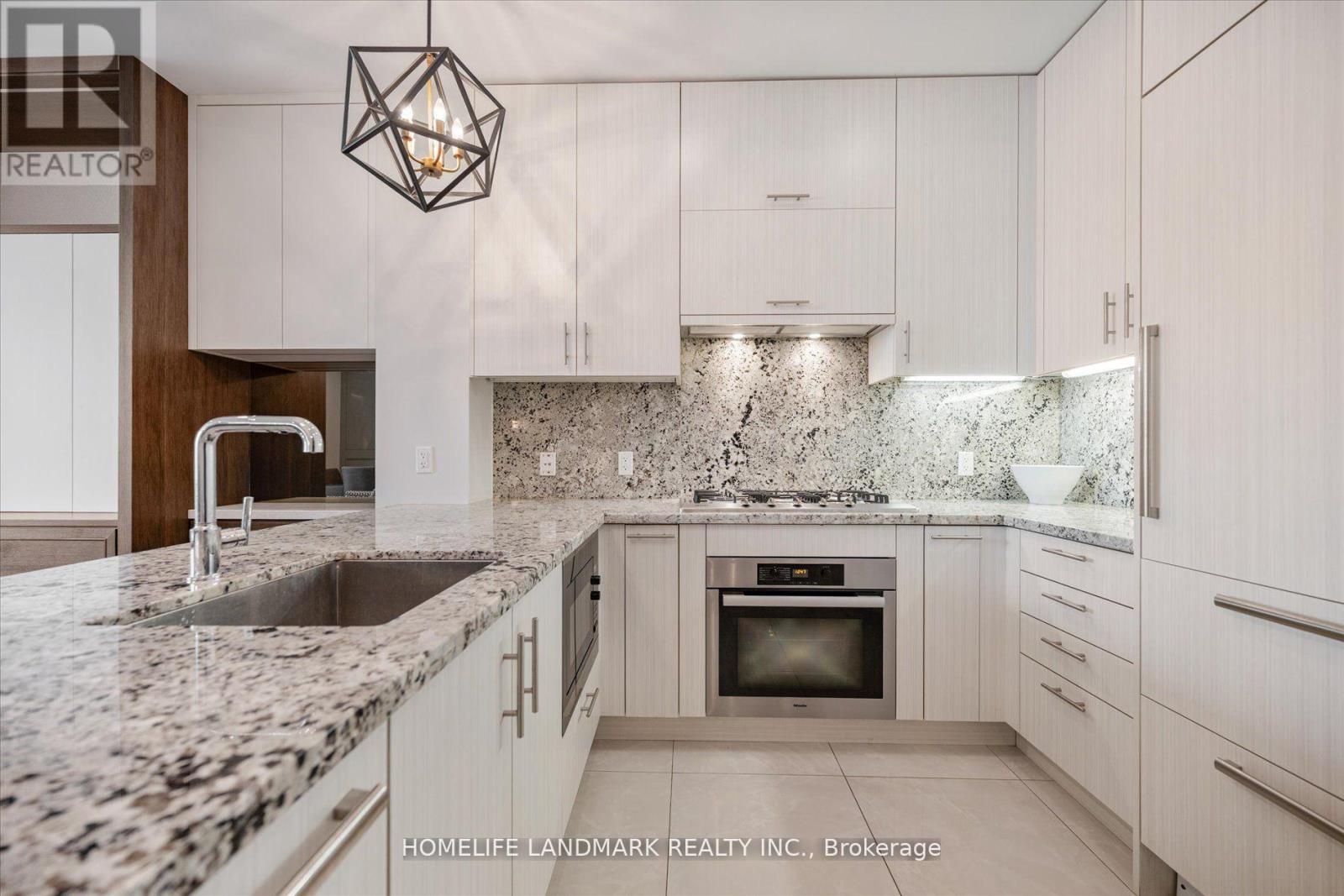 Th102 - 29 Queens Quay E, Toronto, Ontario M5E 0A4 - Photo 7 - C12524892