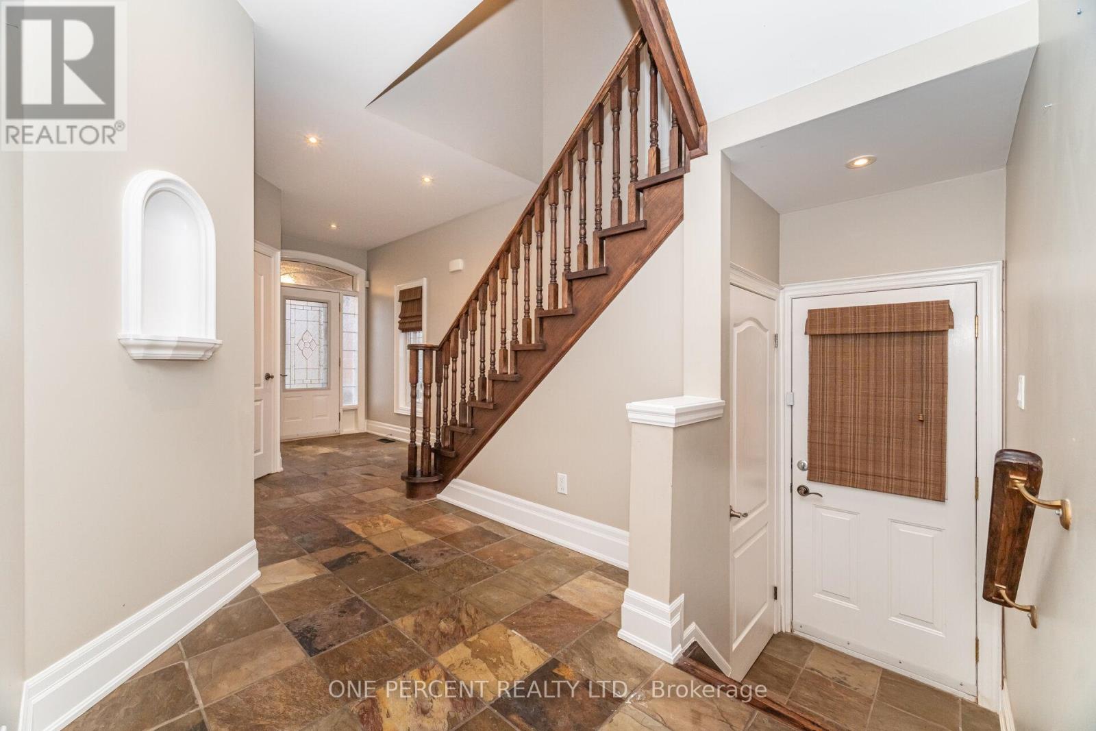 2432 Hilda Drive, Oakville, Ontario  L6H 7N3 - Photo 36 - W12524964