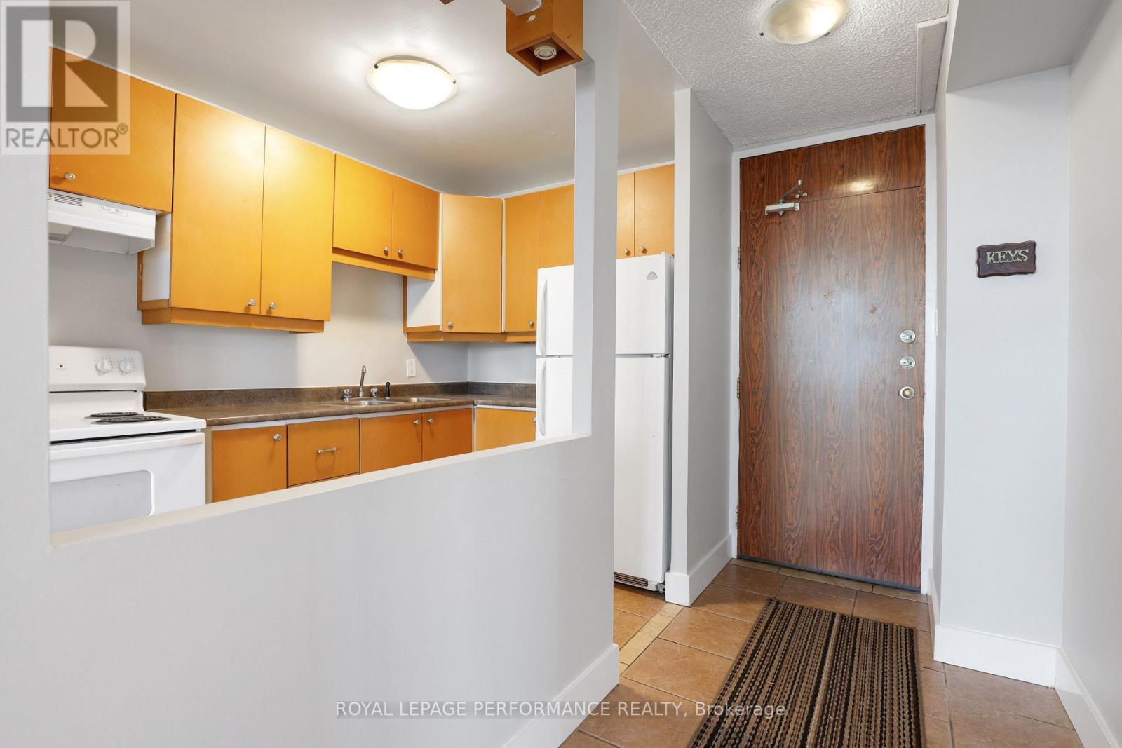 810 - 2020 Jasmine Crescent, Ottawa, Ontario K1J 8K5 - Photo 12 - X12510986