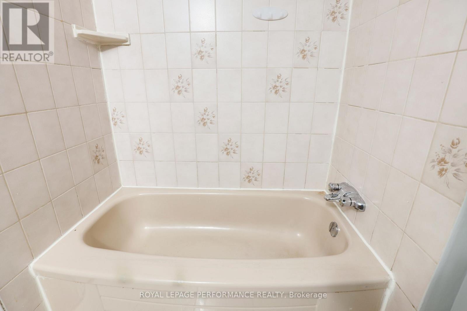 810 - 2020 Jasmine Crescent, Ottawa, Ontario K1J 8K5 - Photo 25 - X12510986