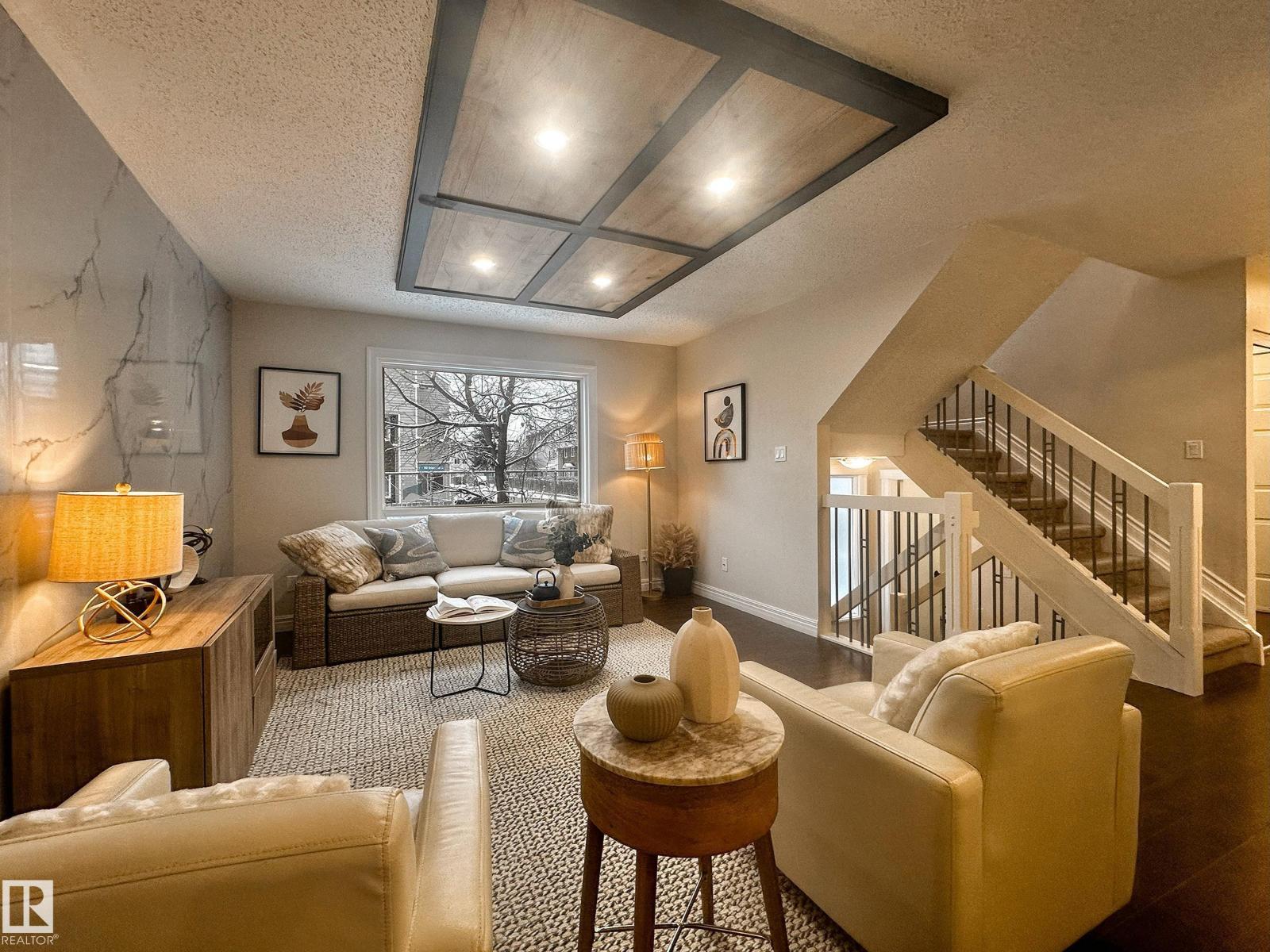 848 Erin Pl Nw, Edmonton, Alberta  T5T 1M6 - Photo 6 - E4465170