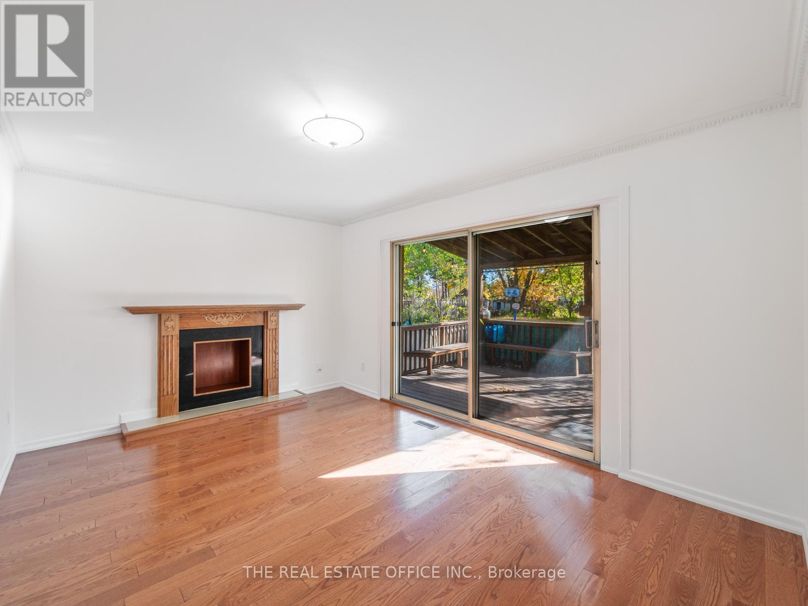 11 Dunsdale Square, Toronto, Ontario  M1S 2L7 - Photo 14 - E12524980