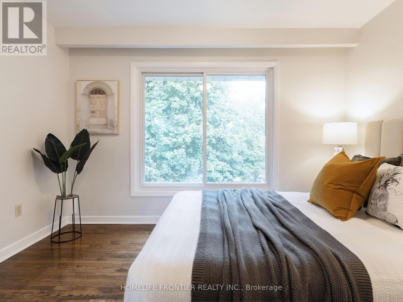 Upper - 52 Landfair Crescent, Toronto, Ontario  M1J 3A7 - Photo 16 - E12524990