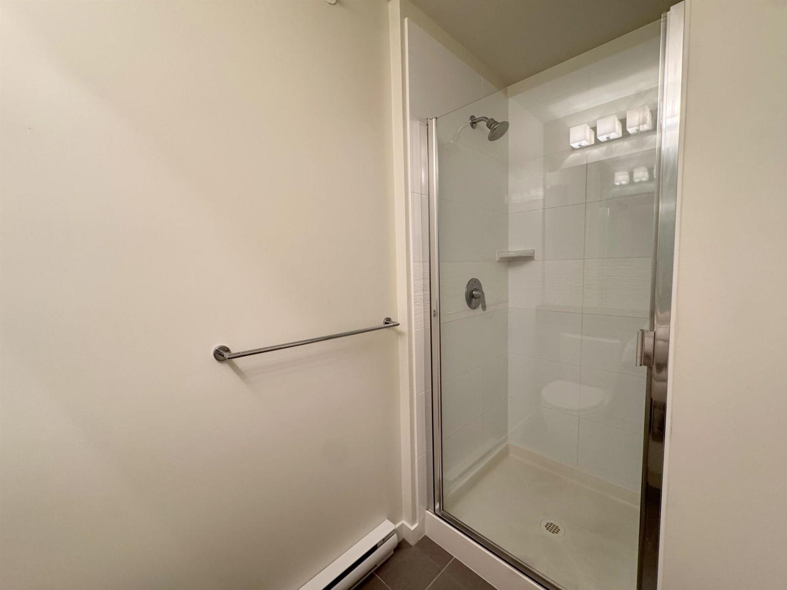 405 3323 151 Street, Surrey, British Columbia  V3Z 0L3 - Photo 14 - R3049122