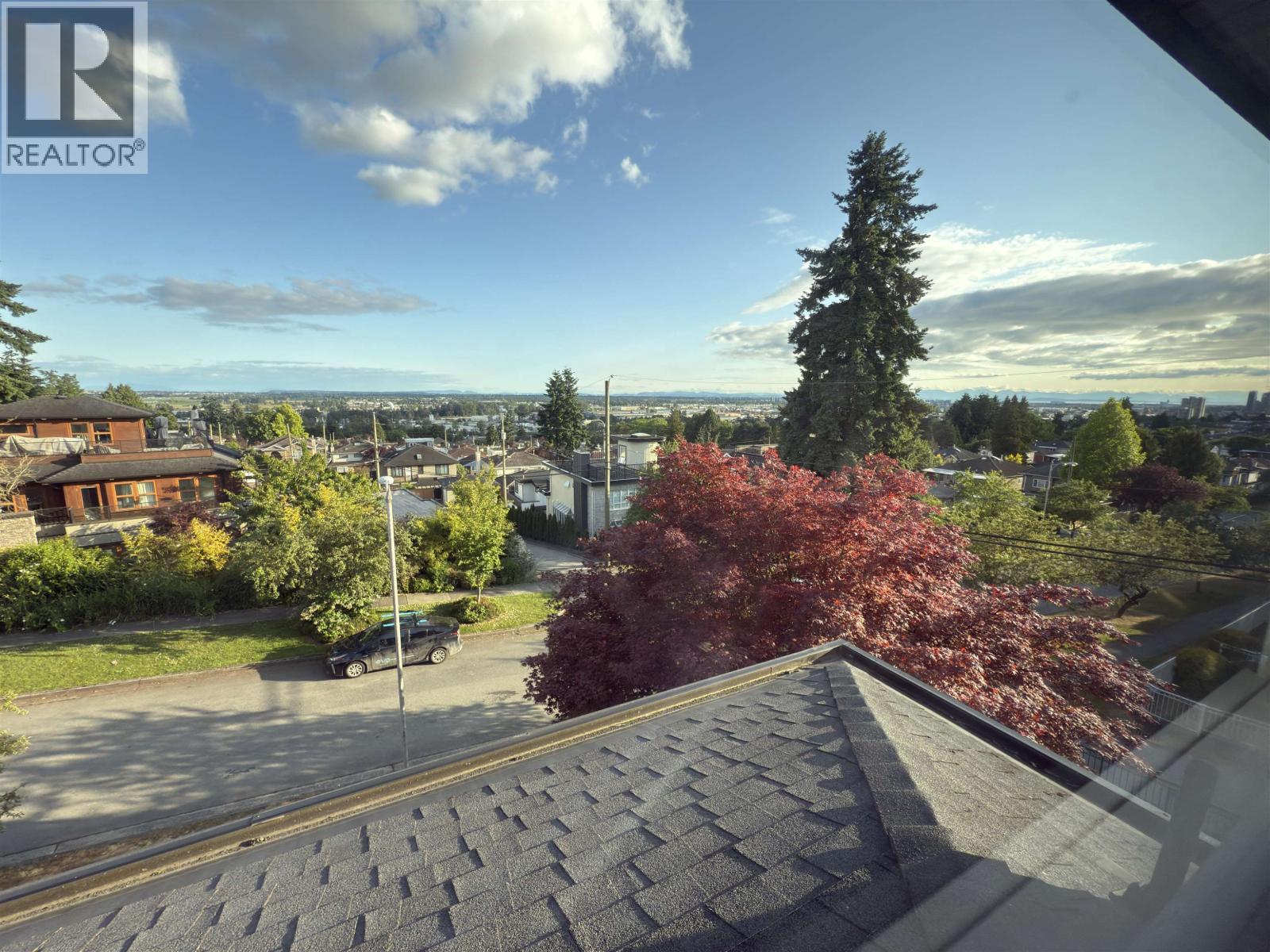 7689 Jasper Crescent, Vancouver, British Columbia V5P 3S7 - Photo 2 - R3049251