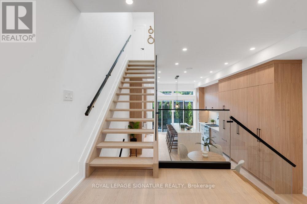 74b Floyd Avenue, Toronto, Ontario M4K 2B5 - Photo 18 - E12518118