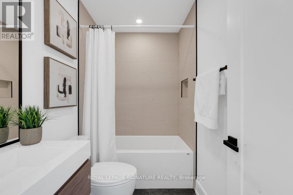 74b Floyd Avenue, Toronto, Ontario M4K 2B5 - Photo 28 - E12518118