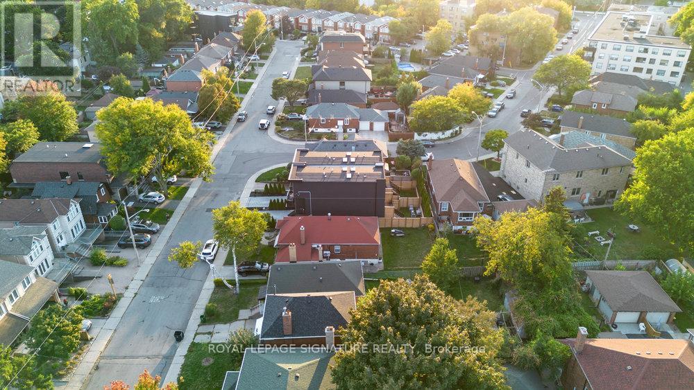 74b Floyd Avenue, Toronto, Ontario M4K 2B5 - Photo 42 - E12518118