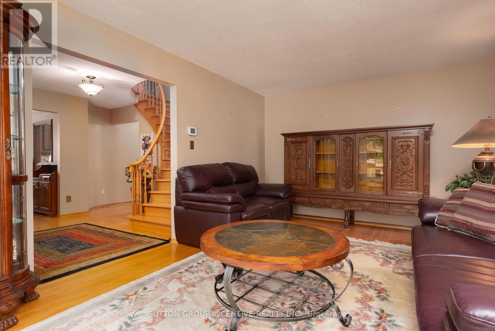 1983 Innisfil Heights Crescent, Innisfil, Ontario  L9S 4A7 - Photo 15 - N12524970