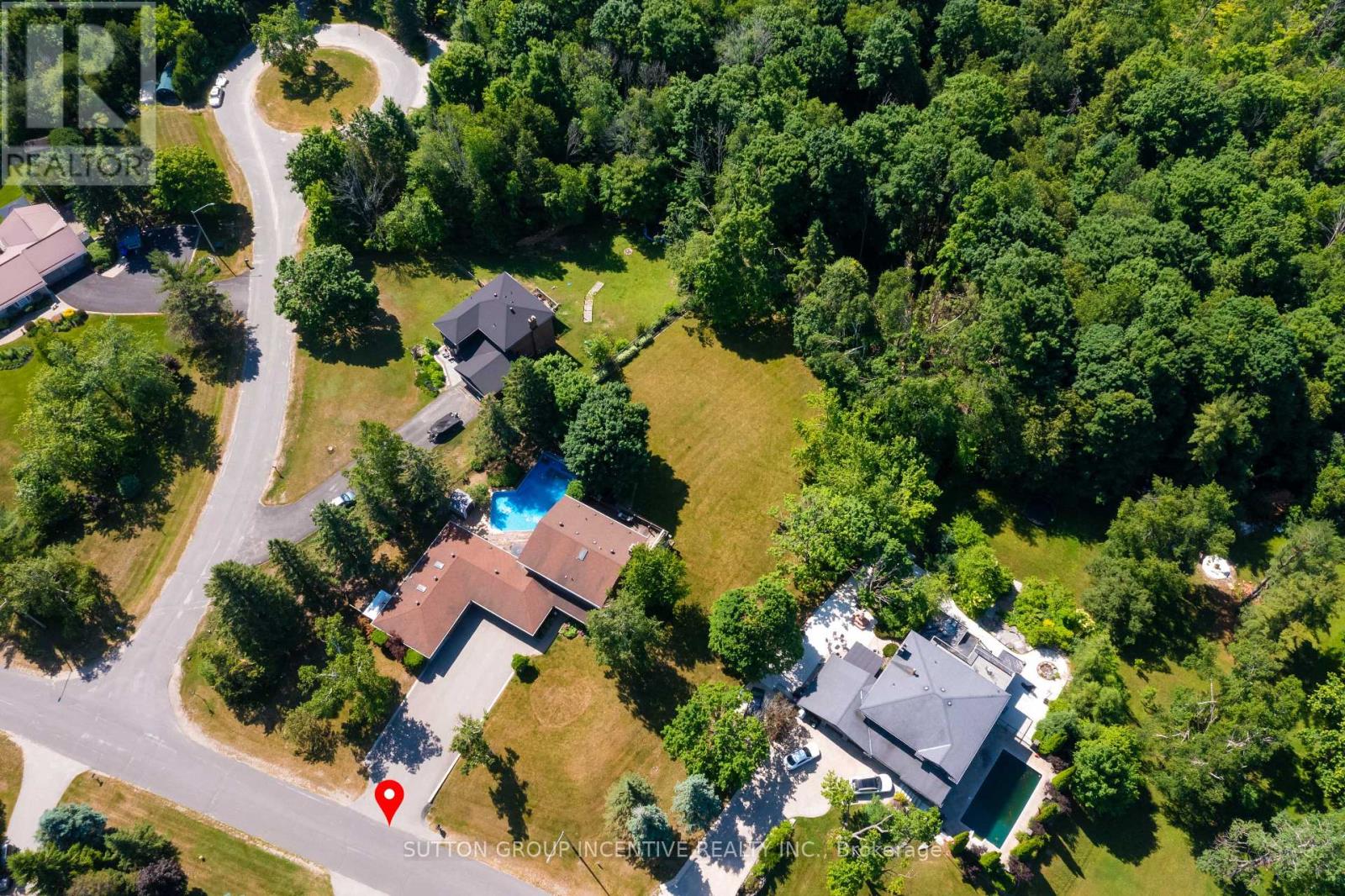 1983 Innisfil Heights Crescent, Innisfil, Ontario  L9S 4A7 - Photo 37 - N12524970