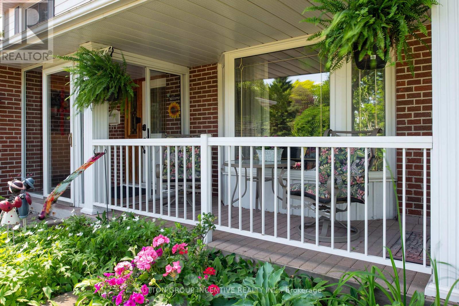 1983 Innisfil Heights Crescent, Innisfil, Ontario  L9S 4A7 - Photo 6 - N12524970