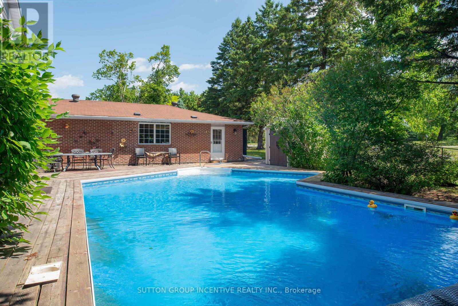 1983 Innisfil Heights Crescent, Innisfil, Ontario  L9S 4A7 - Photo 7 - N12524970