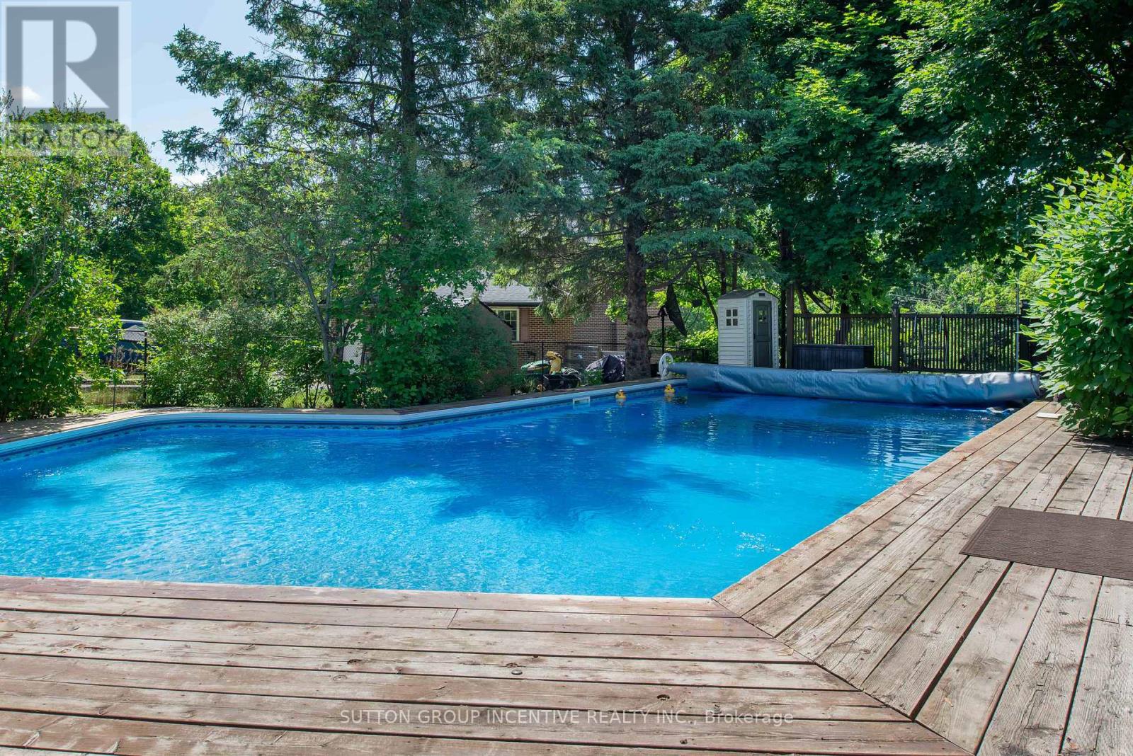 1983 Innisfil Heights Crescent, Innisfil, Ontario  L9S 4A7 - Photo 8 - N12524970