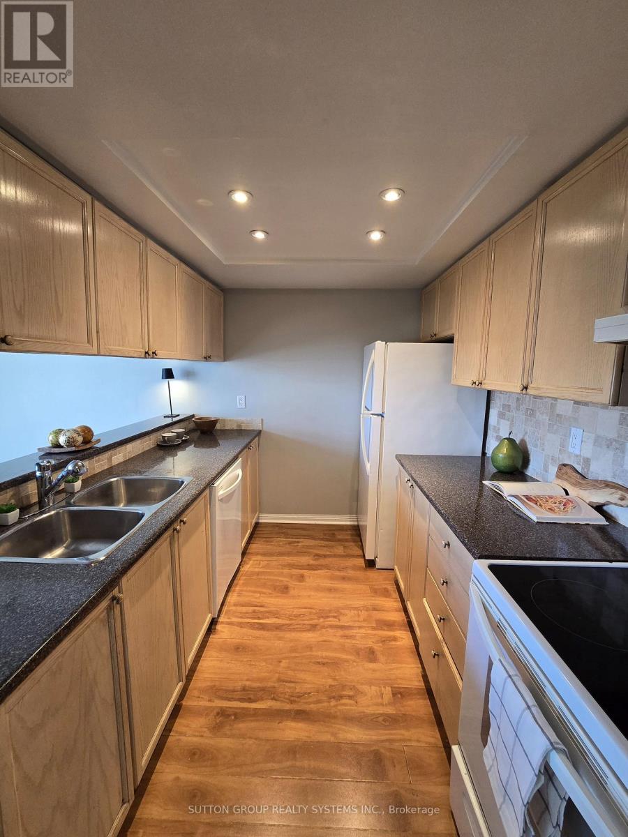 407 - 101 Subway Crescent, Toronto, Ontario  M9B 6K4 - Photo 8 - W12524968