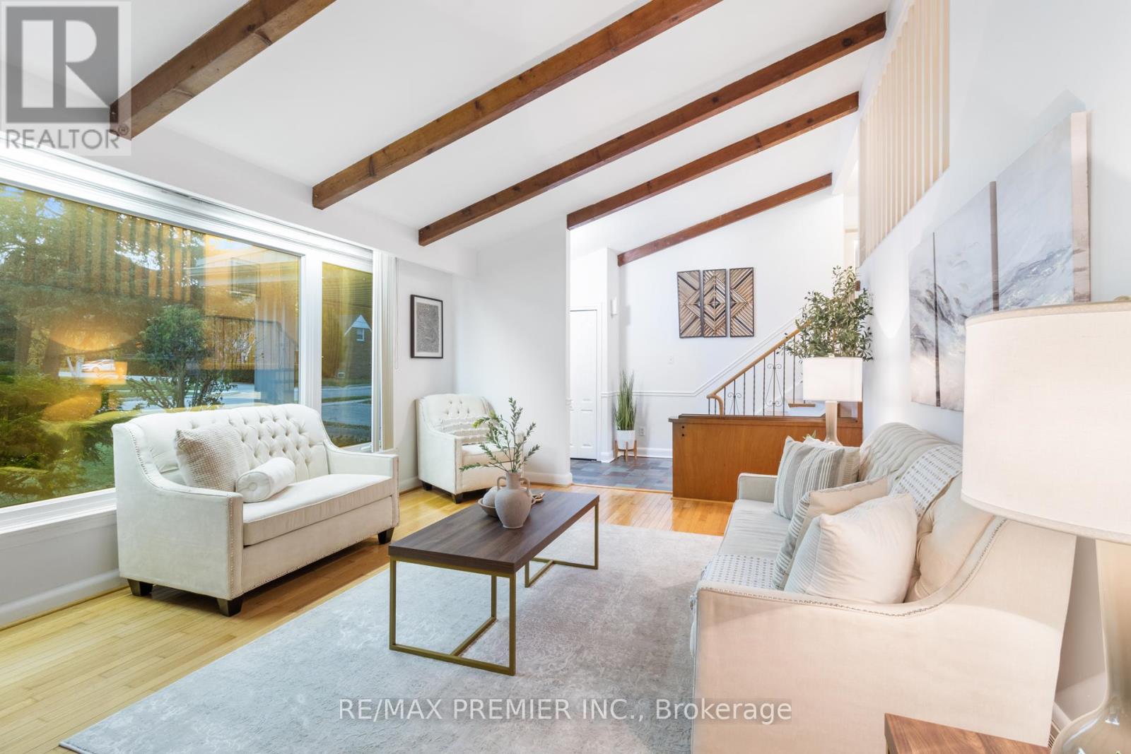 203 Martin Grove Road, Toronto, Ontario  M9B 4L2 - Photo 3 - W12524978