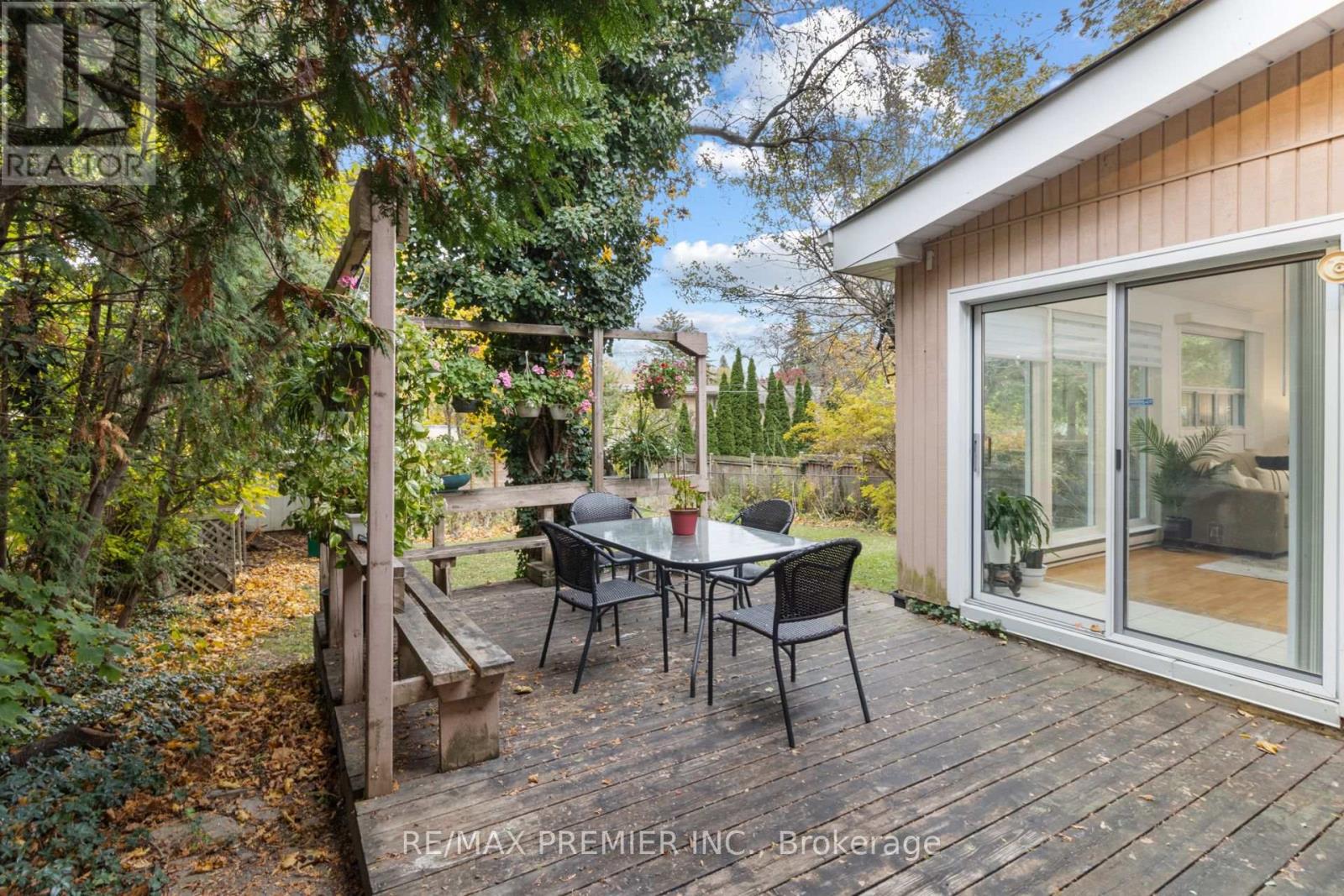 203 Martin Grove Road, Toronto, Ontario  M9B 4L2 - Photo 35 - W12524978