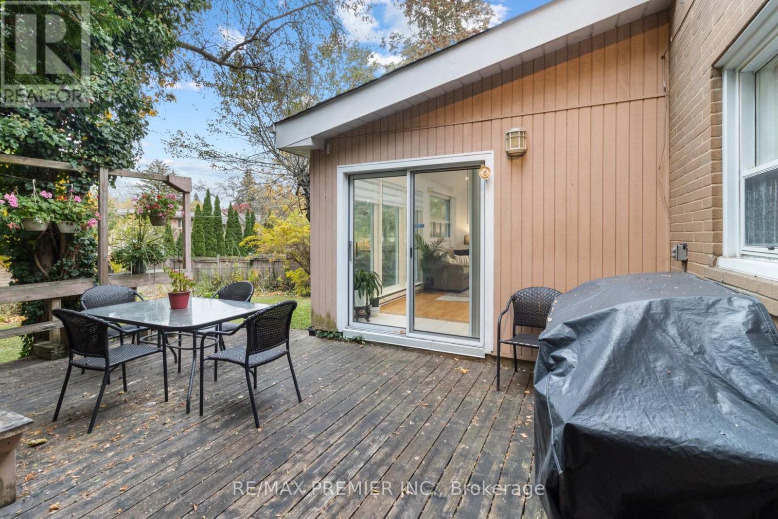 203 Martin Grove Road, Toronto, Ontario  M9B 4L2 - Photo 36 - W12524978