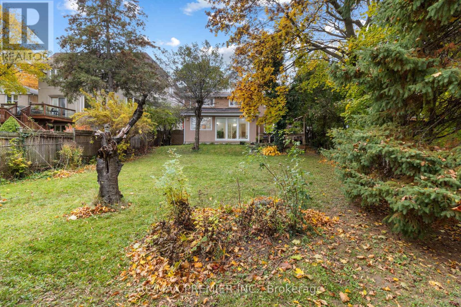 203 Martin Grove Road, Toronto, Ontario  M9B 4L2 - Photo 40 - W12524978