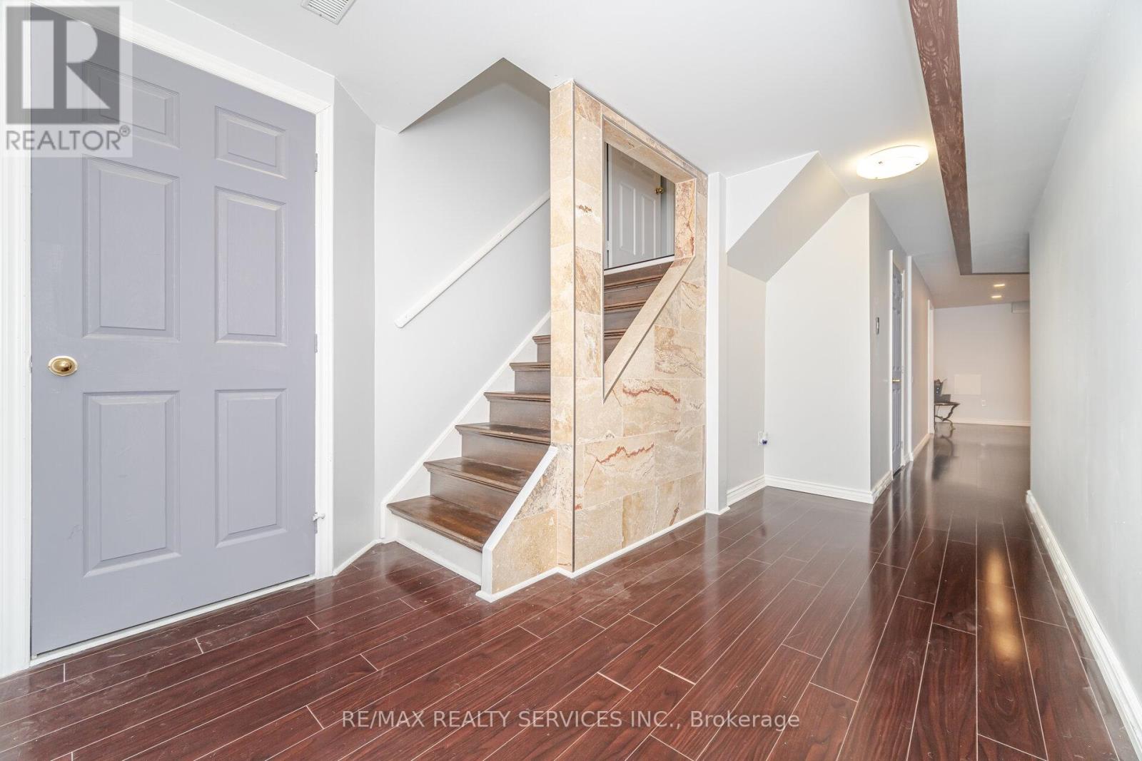 75 Harbourtown Crescent, Brampton, Ontario  L6V 4P5 - Photo 34 - W12524984