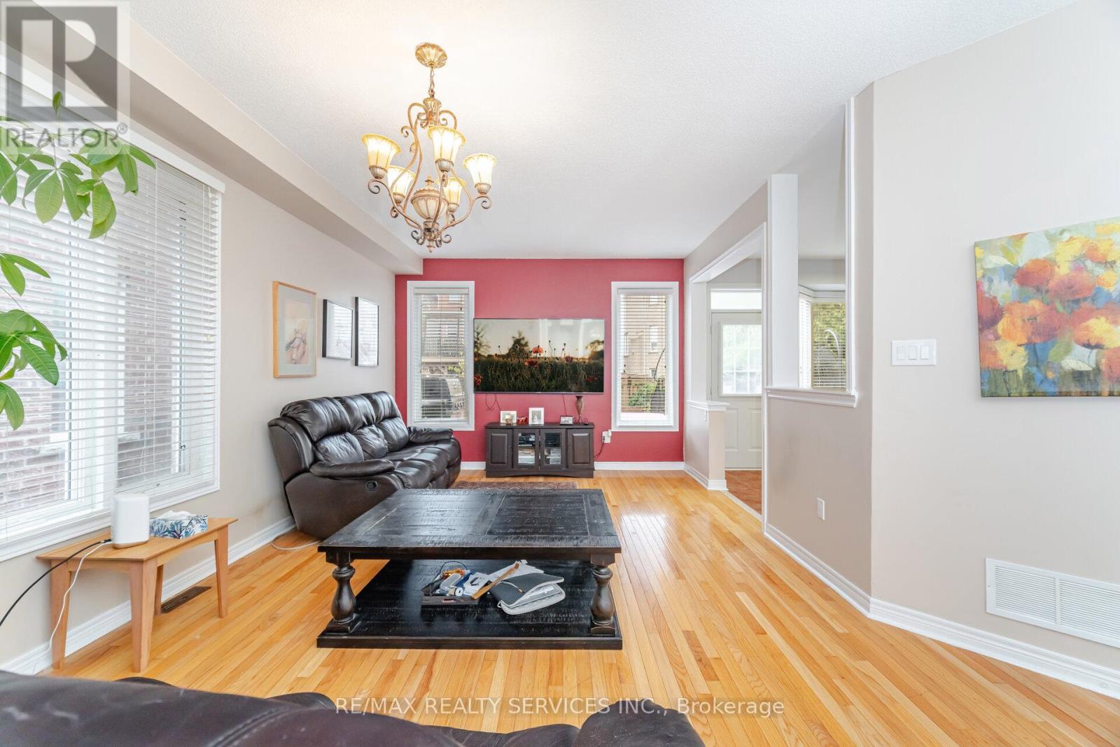 75 Harbourtown Crescent, Brampton, Ontario  L6V 4P5 - Photo 9 - W12524984