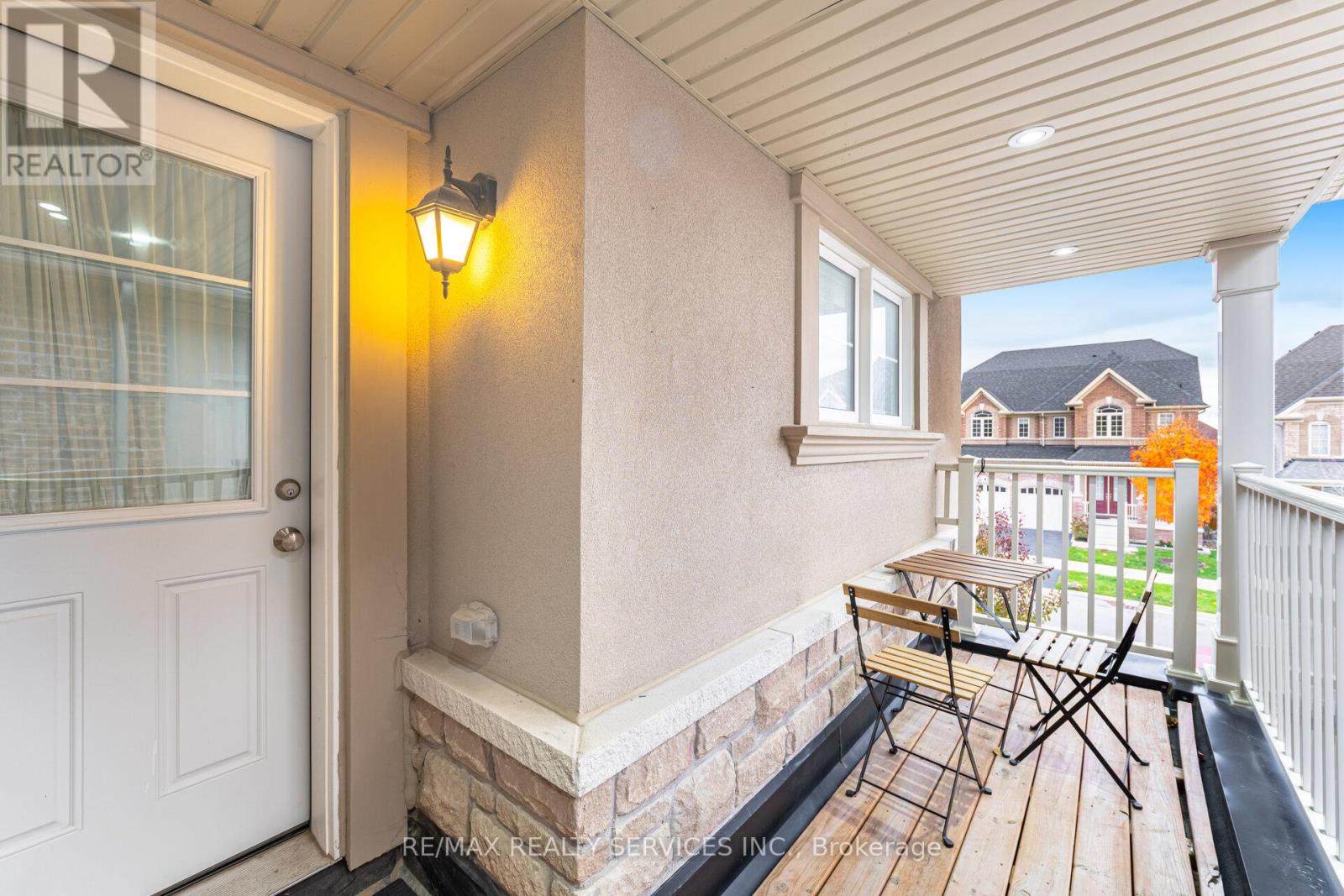 94 Newhouse Boulevard, Caledon, Ontario  L7C 4E4 - Photo 26 - W12524986