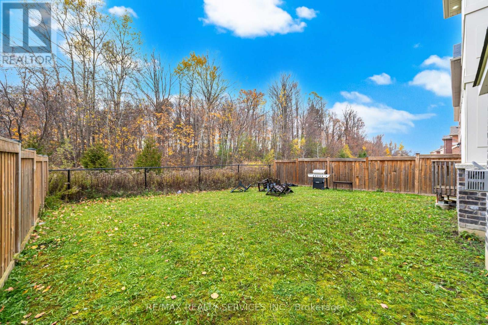 94 Newhouse Boulevard, Caledon, Ontario  L7C 4E4 - Photo 43 - W12524986