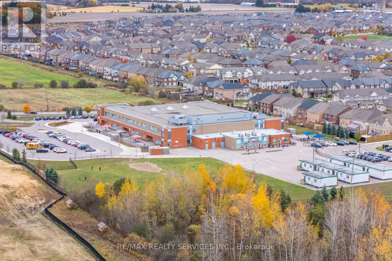 94 Newhouse Boulevard, Caledon, Ontario  L7C 4E4 - Photo 49 - W12524986