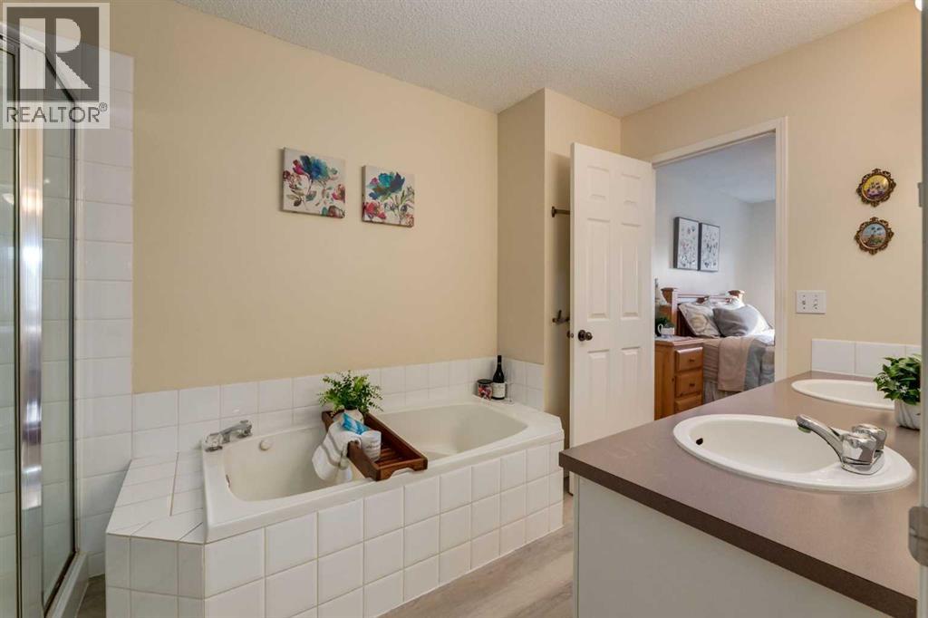 1532 34 Avenue Sw, Calgary, Alberta  T2T 2A9 - Photo 20 - A2265864