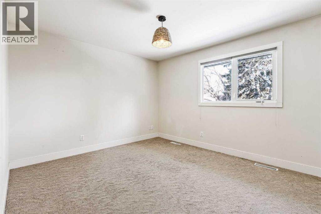 6003 Lacombe Way Sw, Calgary, Alberta  T3E 5T4 - Photo 27 - A2184346