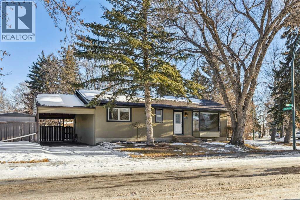 6003 Lacombe Way Sw, Calgary, Alberta  T3E 5T4 - Photo 37 - A2184346