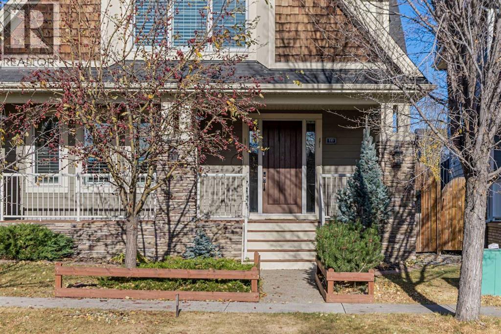 Property at 10 Cooperstown Court SW image 2