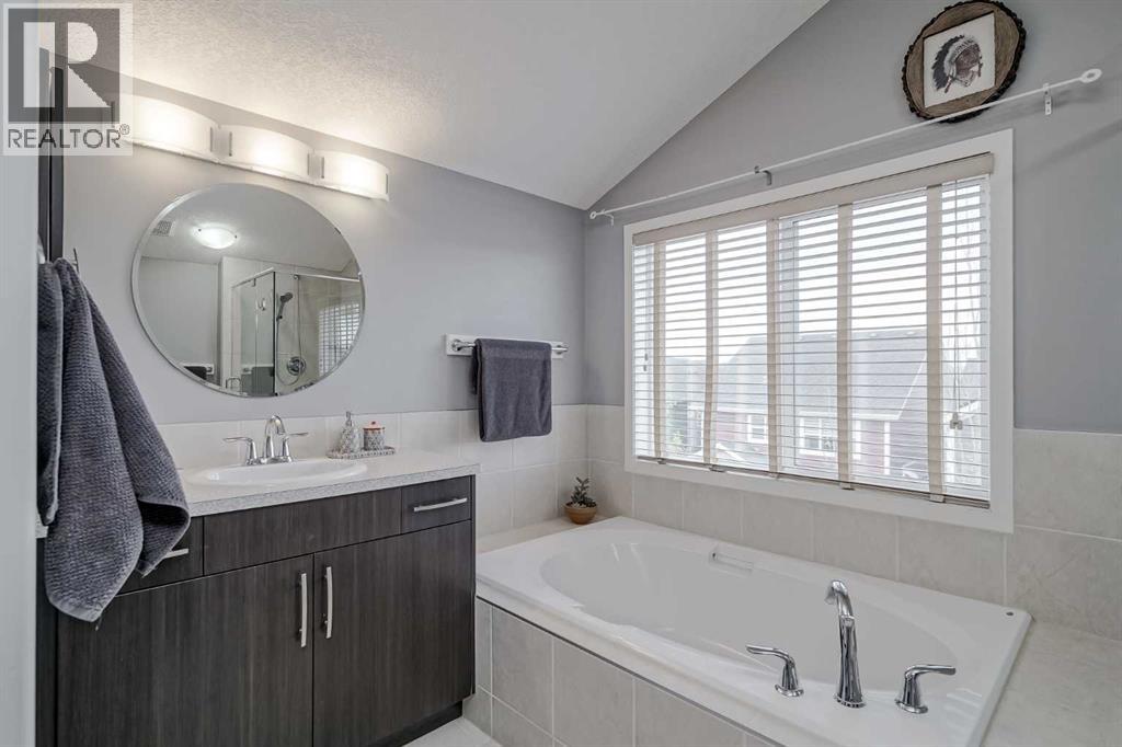 358 River Heights Drive, Cochrane, Alberta  T4C 0H8 - Photo 19 - A2267780