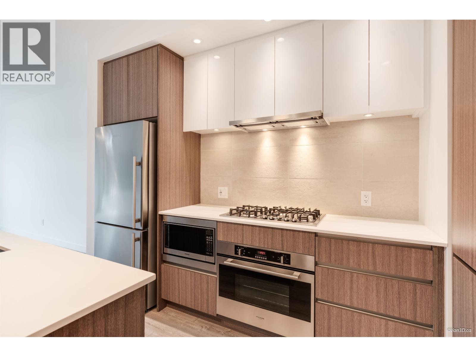 318 516 Foster Avenue, Coquitlam, British Columbia  V6Y 0A6 - Photo 4 - R3046428